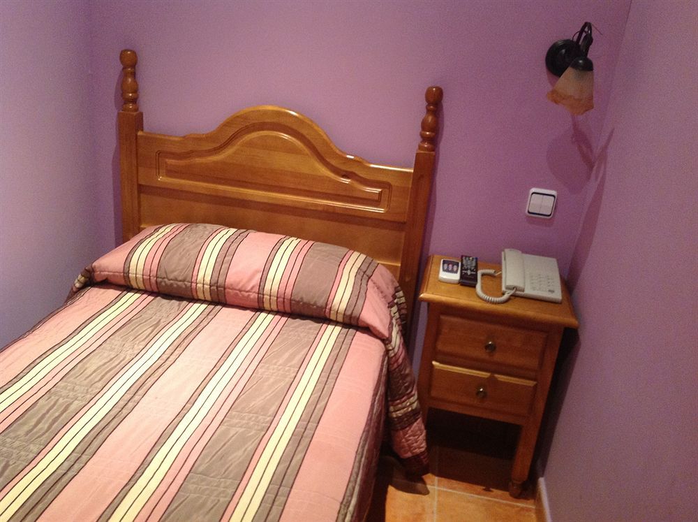 Хостел «Hostal Las Fuentes» фото 13