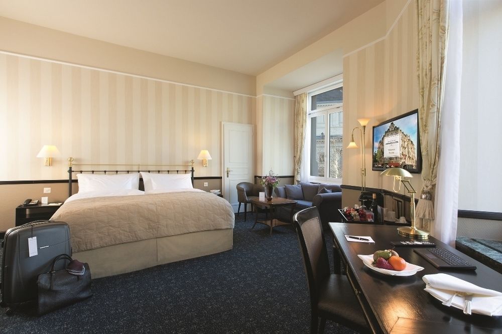 Small Luxury Hotel Ambassador Zurich фото 58