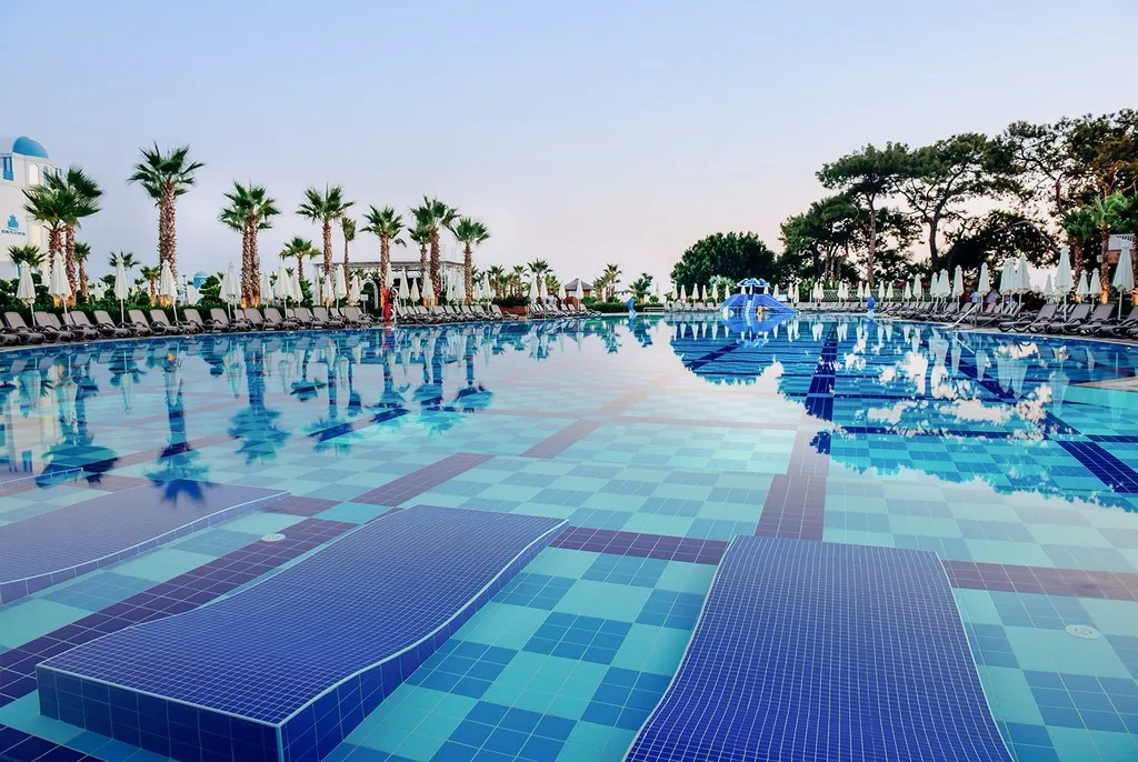 Rubi Platinum Spa Resort & Suites фото 12