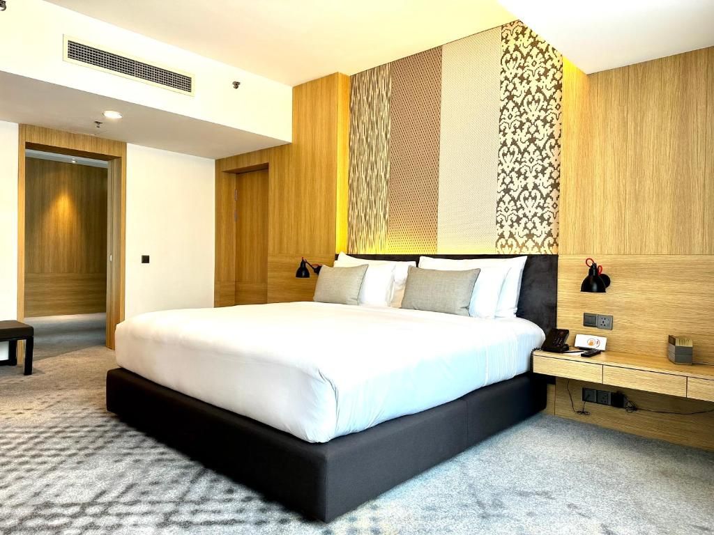 G Hotel Gurney фото 71