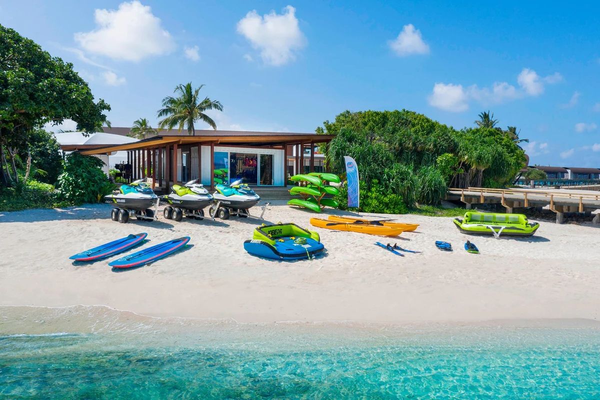 The Westin Maldives Miriandhoo Resort фото 11