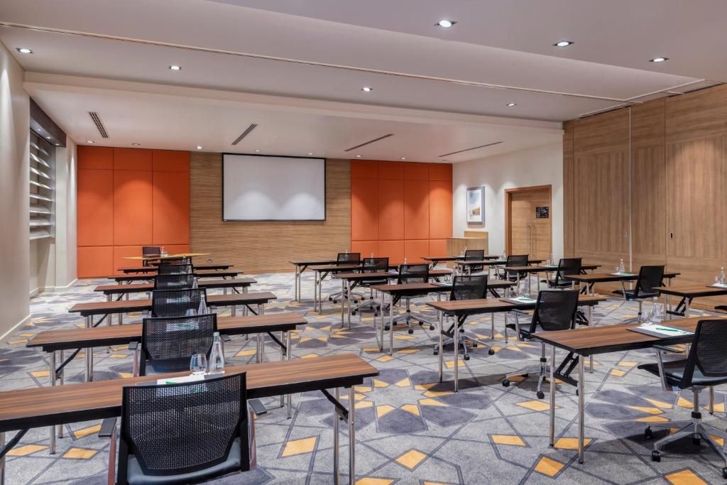 Holiday Inn Doha - The Business Park фото 36