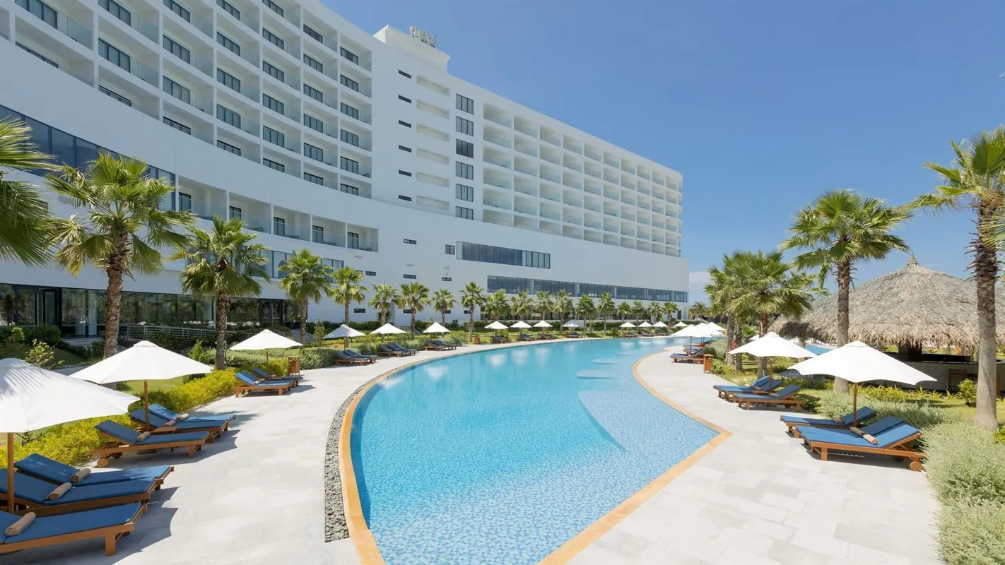 Selectum Noa Resort Cam Ranh фото 1