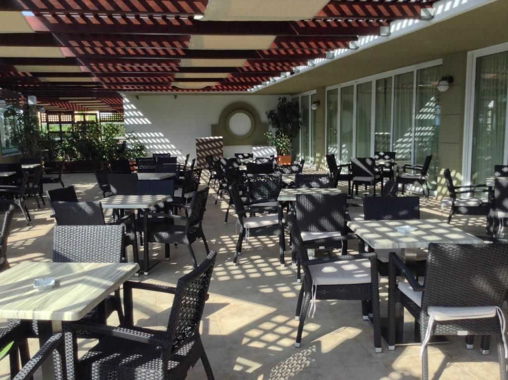 Sirene Beach Hotel фото 36