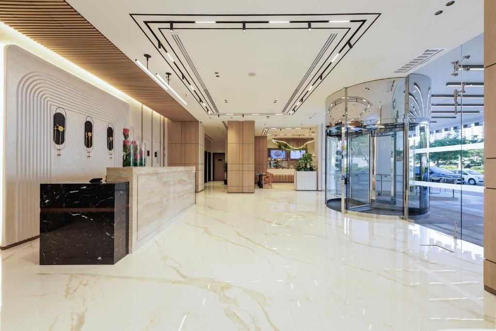 Holiday Inn Dubai Jumeirah Village Circle фото 14