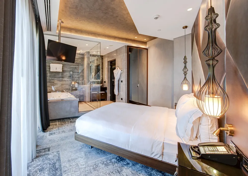 DoubleTree by Hilton Istanbul - Piyalepasa фото 107
