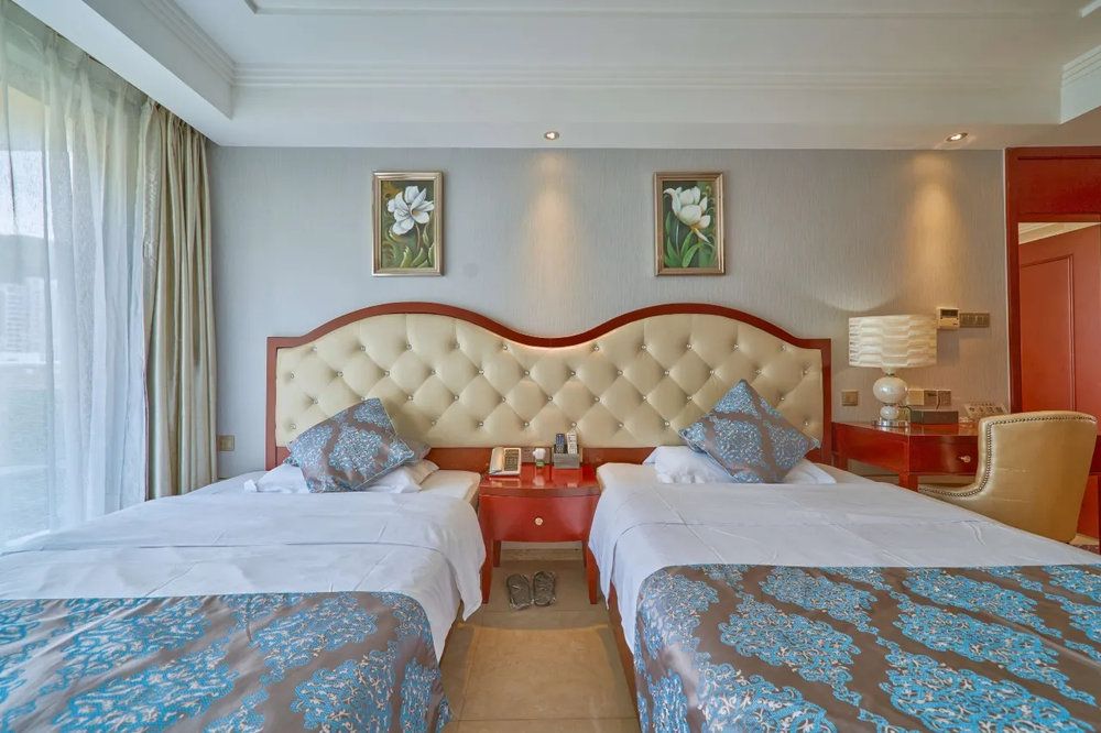 SANYA YEJING LANAN GRAND HOTEL (DADONGHAI SQUARE BRANCH) фото 18