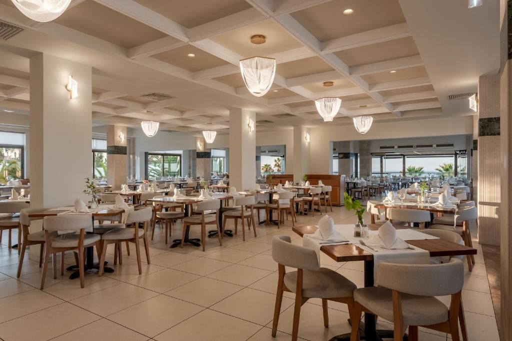 Annabelle Beach Resort фото 64