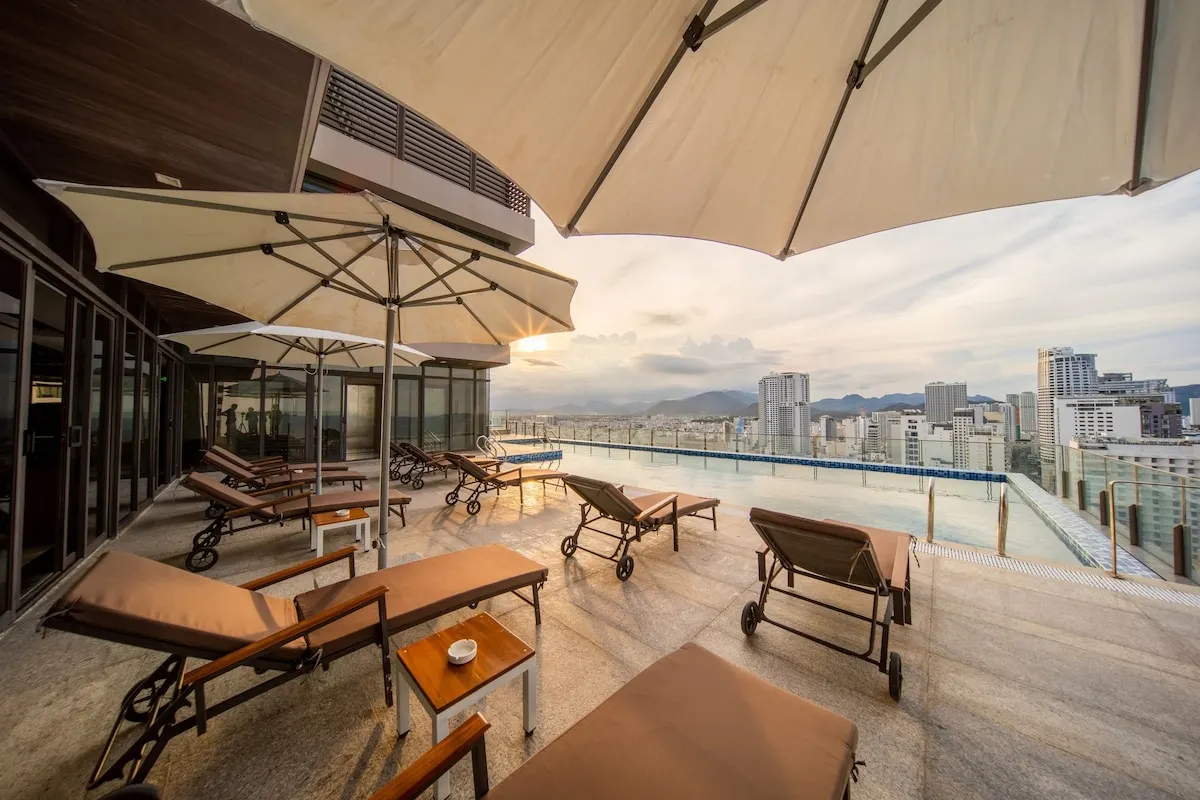 Green Beach Hotel фото 10