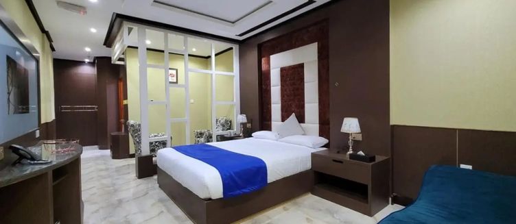 Фото отеля Camphor Hotel