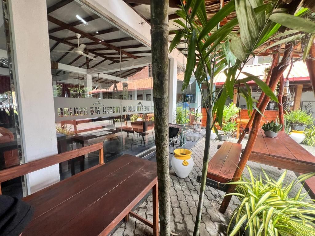 New Golden Bay Resort фото 35
