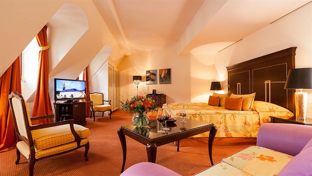 Relais & Châteaux Bülow Palais фото 22