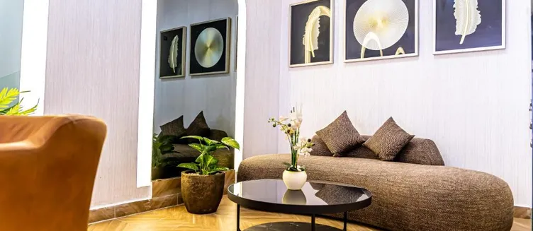 Фото отеля Hotel Les Ambassadeurs