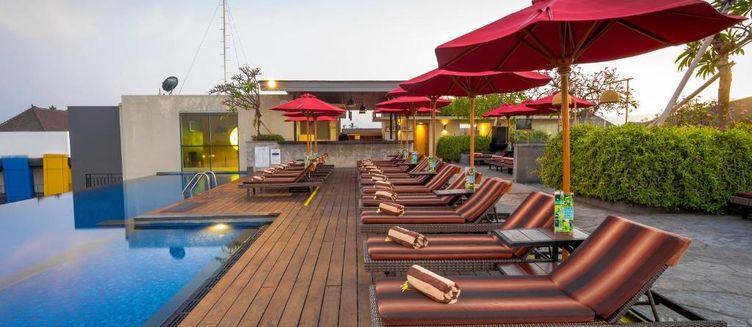 Фото отеля Sevn Legian