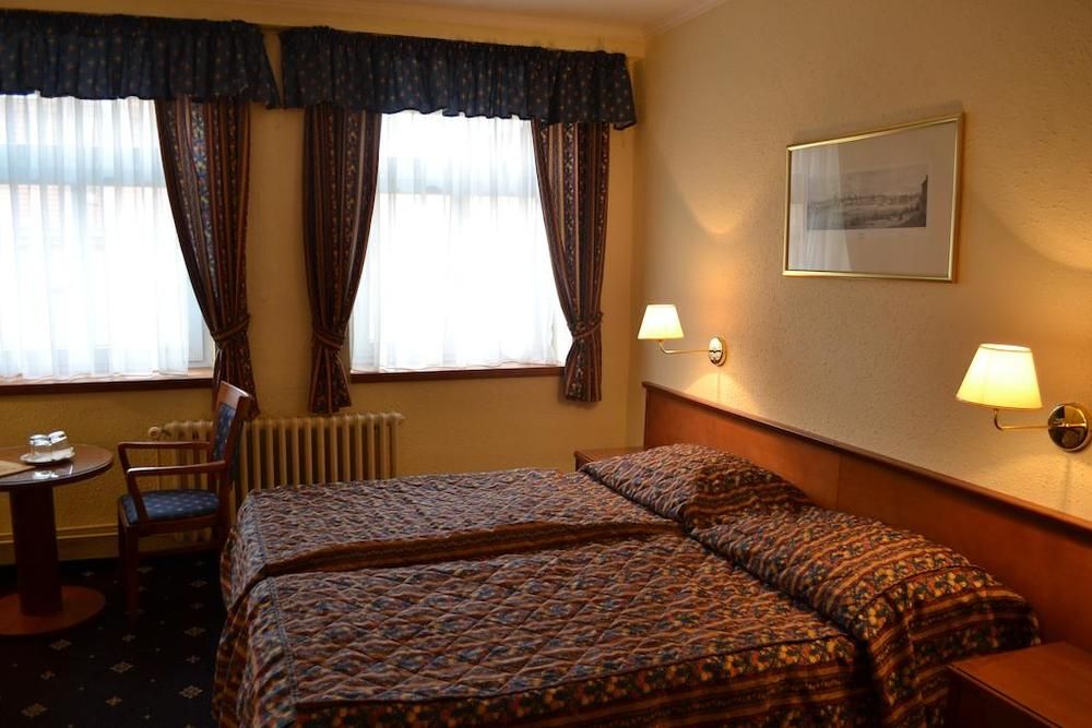 Hotel Arbes фото 2