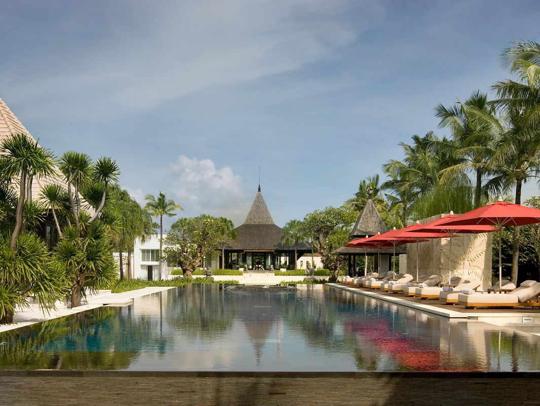 The Royal Santrian Luxury Beach Villas фото 43