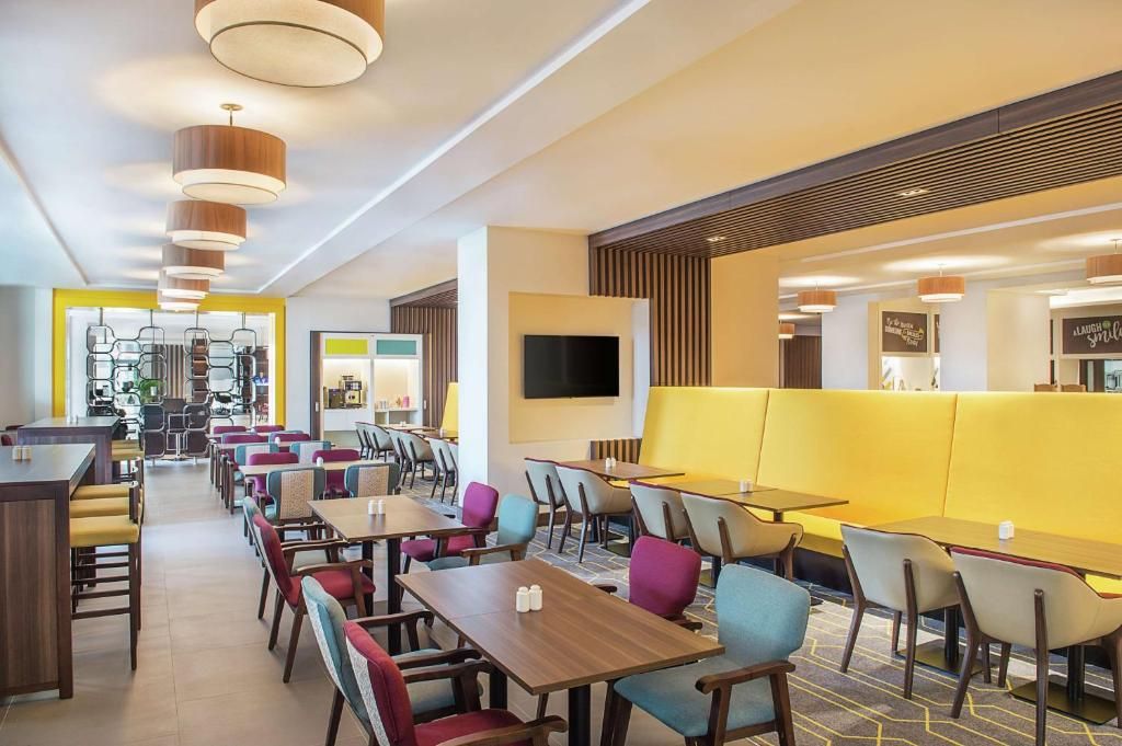 Hampton by Hilton Dubai Airport фото 15
