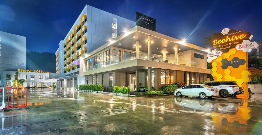 Beehive Boutique Hotel Phuket фото 22