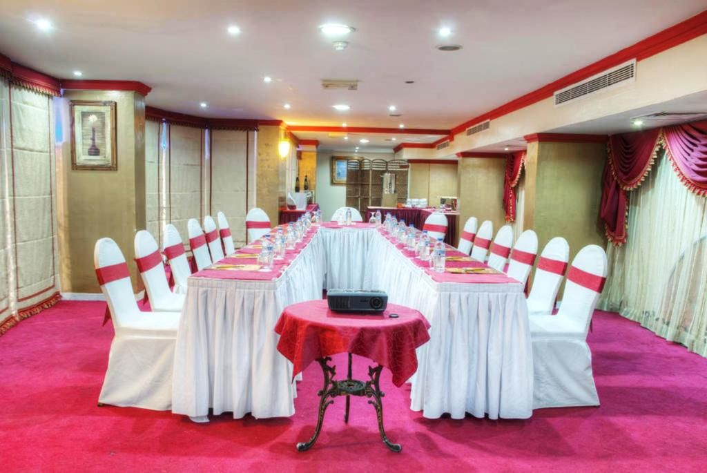 Al Maha Regency Hotel Suites фото 48