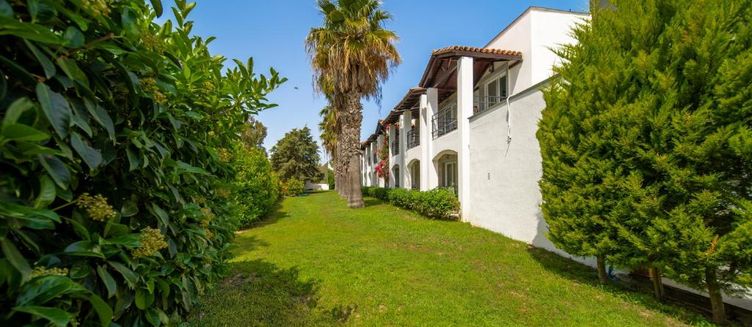 Фото отеля Tiana Beach Resort