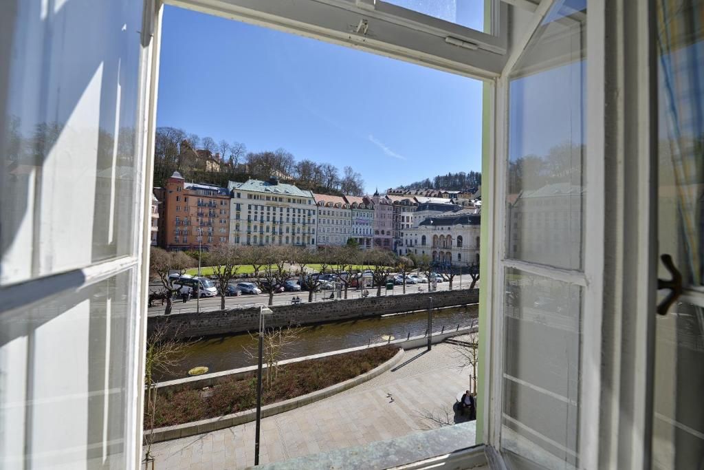 EA Hotel Mozart фото 30