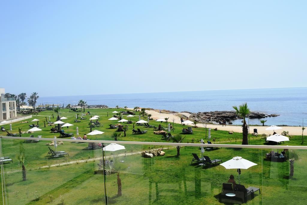 Amphora Hotel & Suites фото 0
