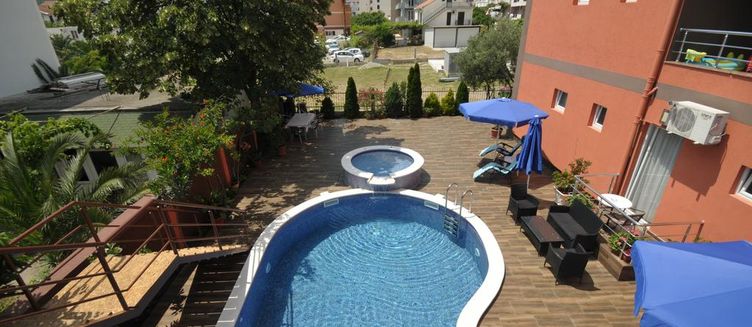 Фото отеля Apartments Elena-Marko