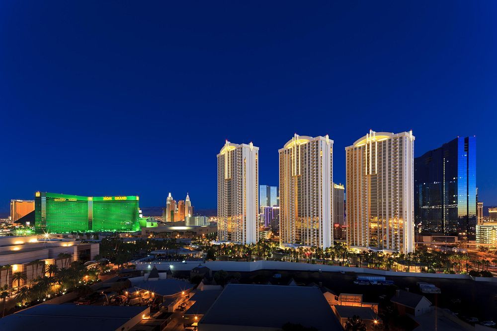 The Signature at MGM Grand - All Suites фото 31