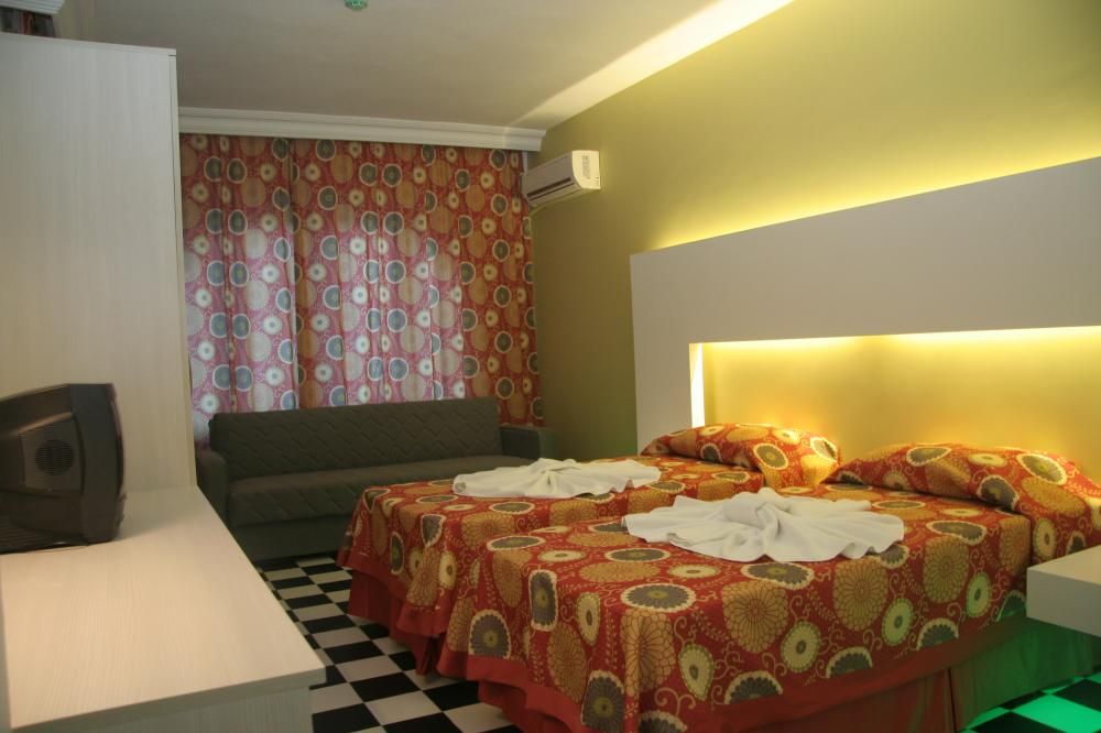 Orient Suite Hotel фото 3