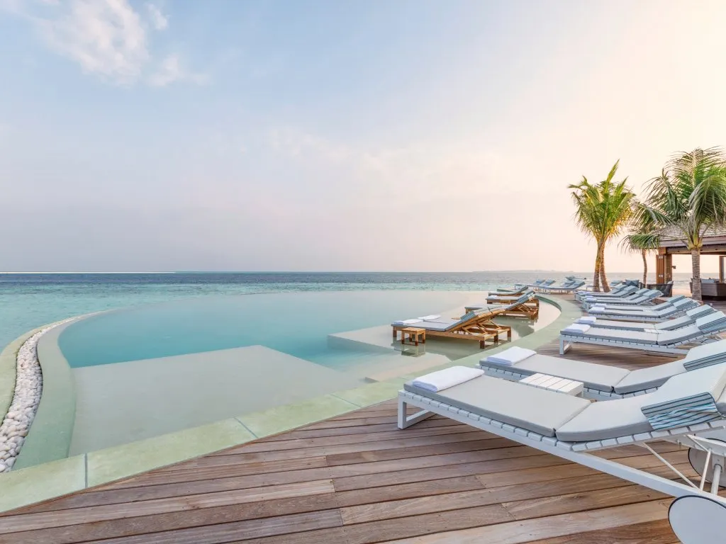 Hurawalhi Island Resort (Adults Only 15+) фото 0