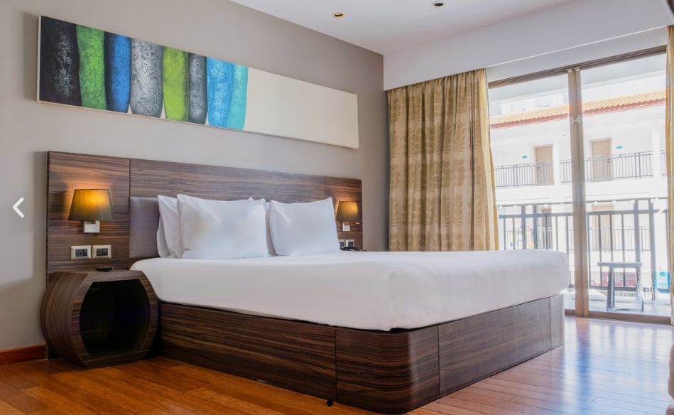 Holiday Inn Resort Phuket Karon Beach фото 3