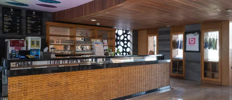 Фото отеля Bedrock Hotel Kuta Bali