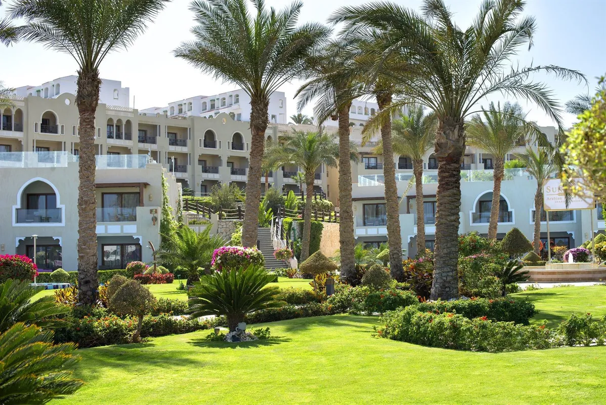 Sunrise Arabian Beach Resort - Grand Select фото 1