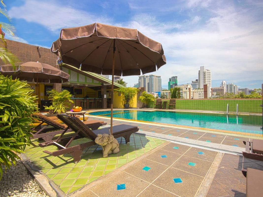 Woraburi Sukhumvit Hotel & Resort фото 35