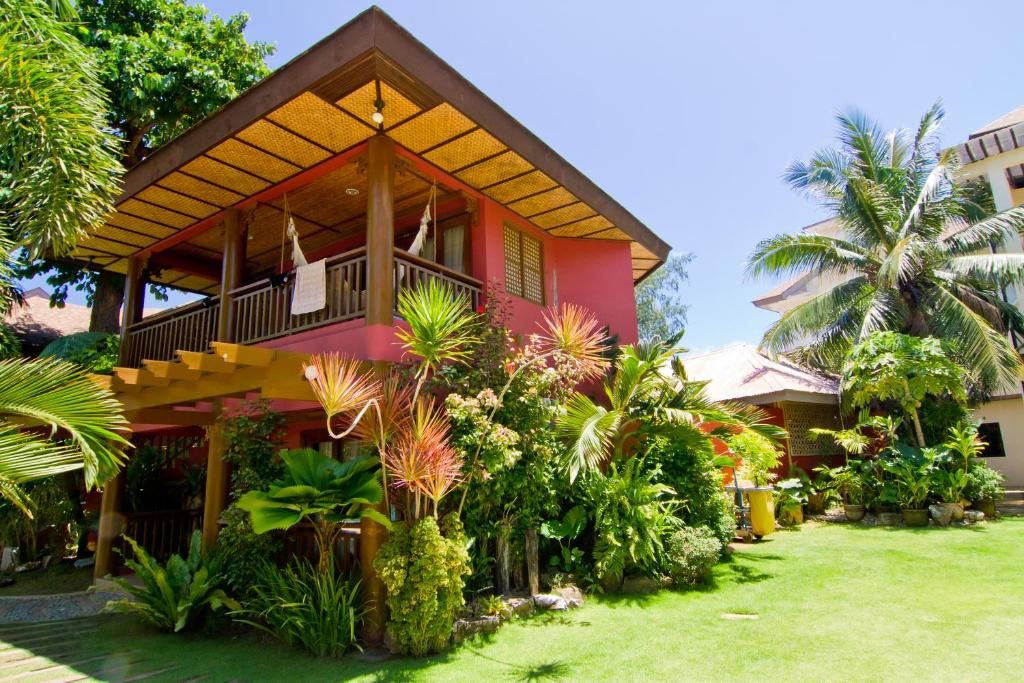 Boracay Tropics Resort Hotel фото 64