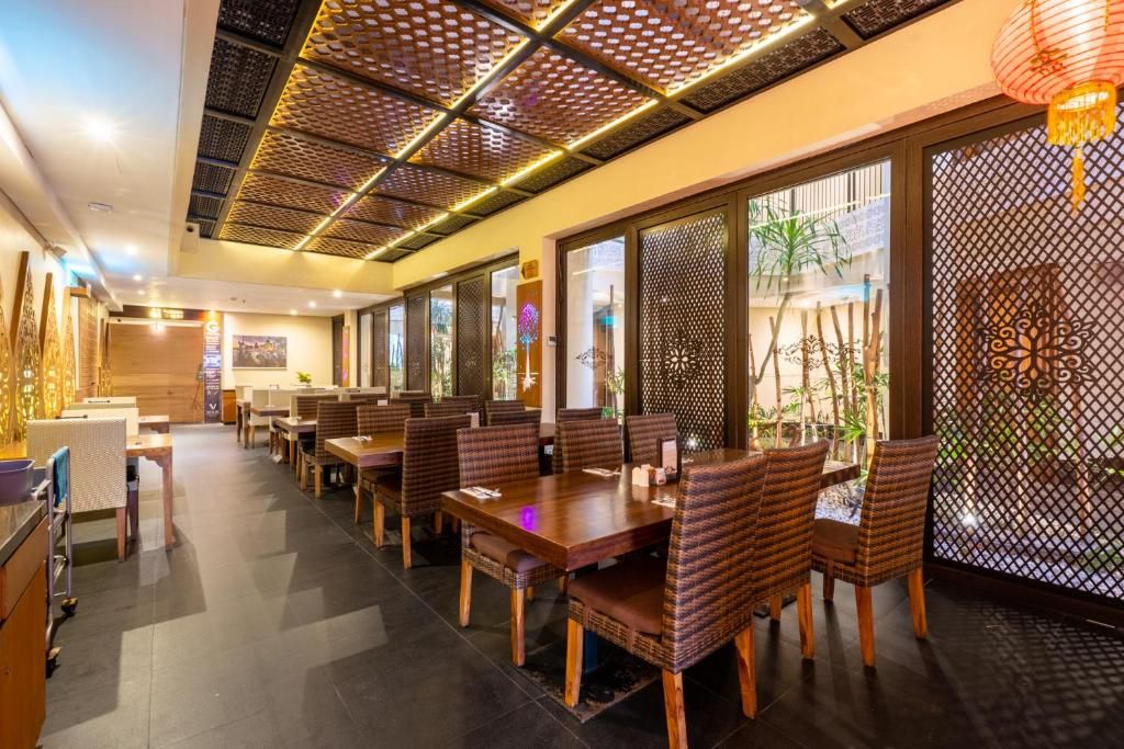Vouk Hotel & Suites фото 3