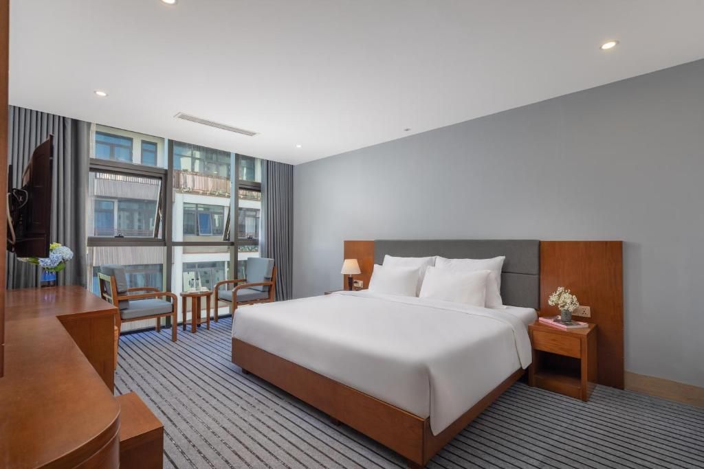 Sana Da Nang Beach Hotel фото 3