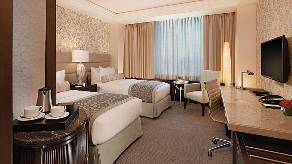 Crimson Hotel Filinvest City фото 3