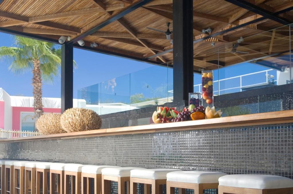Napa Mermaid Hotel & Suites фото 44