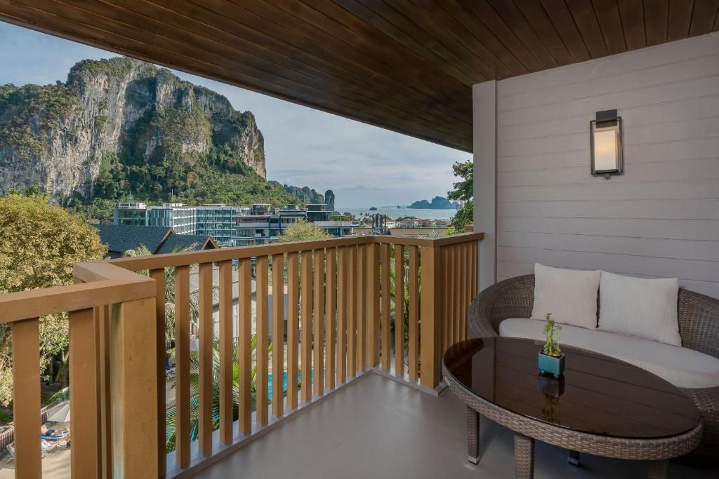 Holiday Inn Resort Krabi Ao Nang Beach фото 53