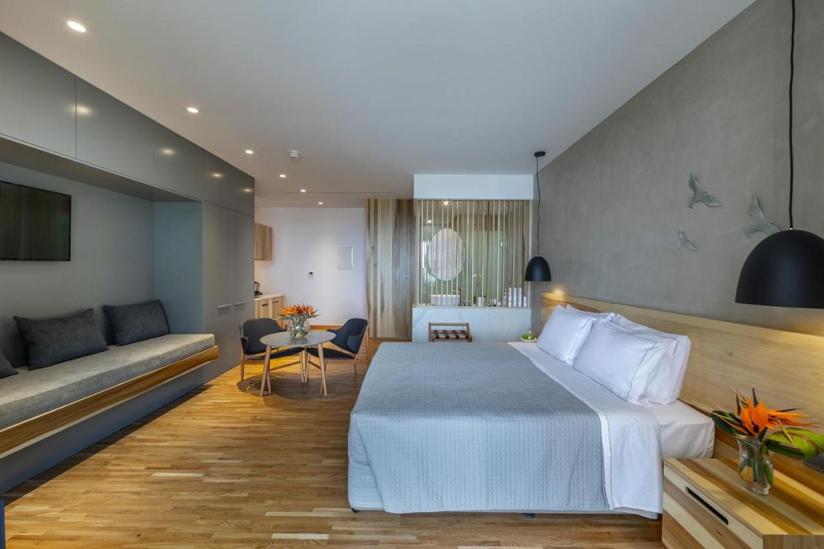 Anemi Hotel and Suites фото 3