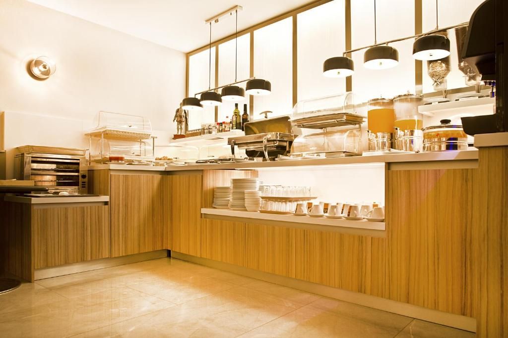Best Western Hotel Los Condes фото 26
