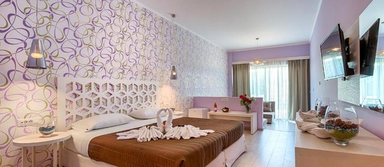 Фото отеля Filerimos Village Hotel