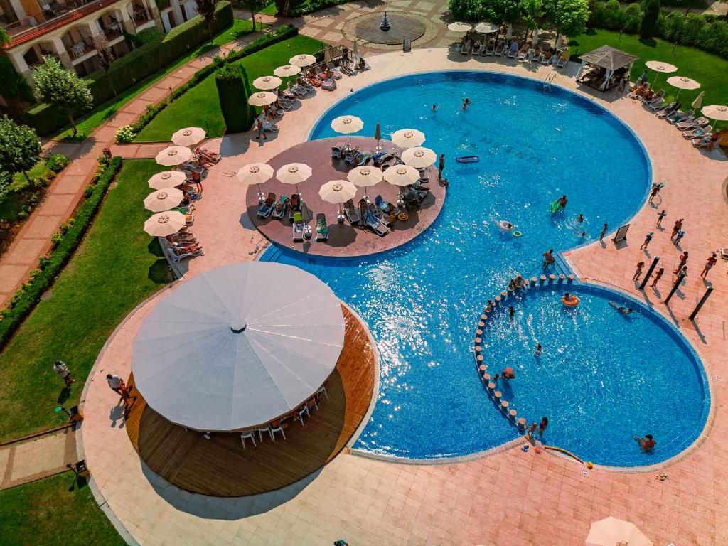 Green Life Beach Resort фото 22