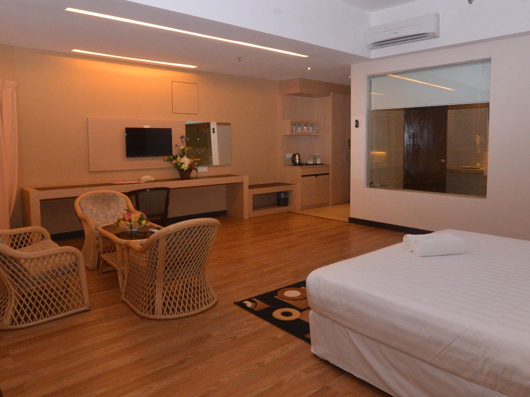 Hotel Langkasuka Langkawi фото 4