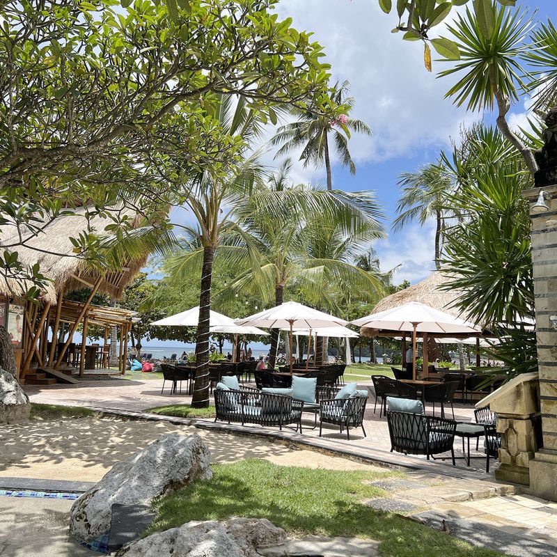 Nusa Dua Beach Hotel & Spa фото 97