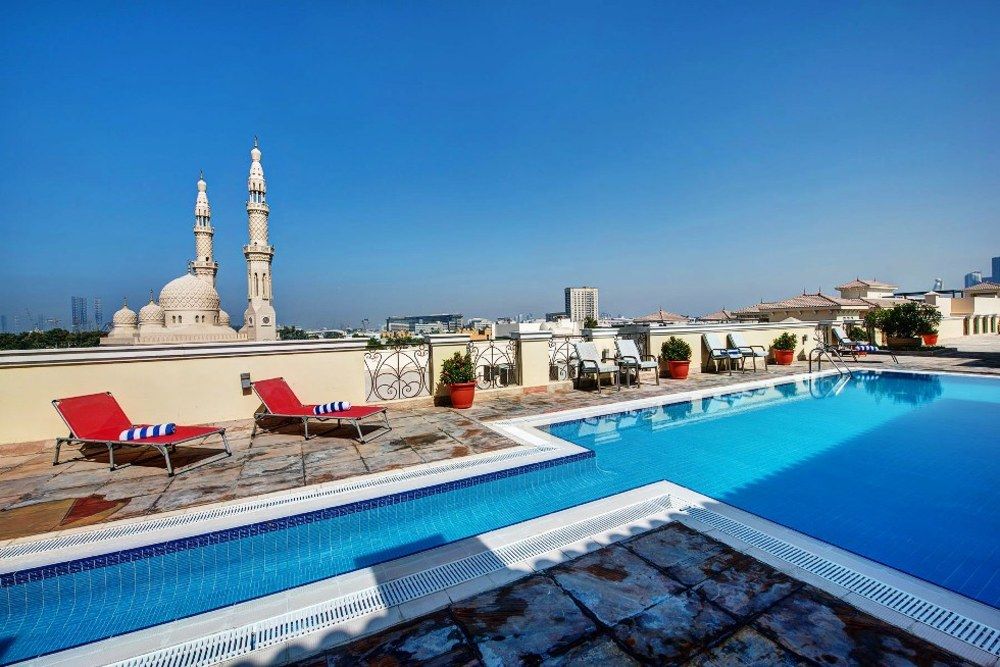 Beach Hotel Apartment фото 17