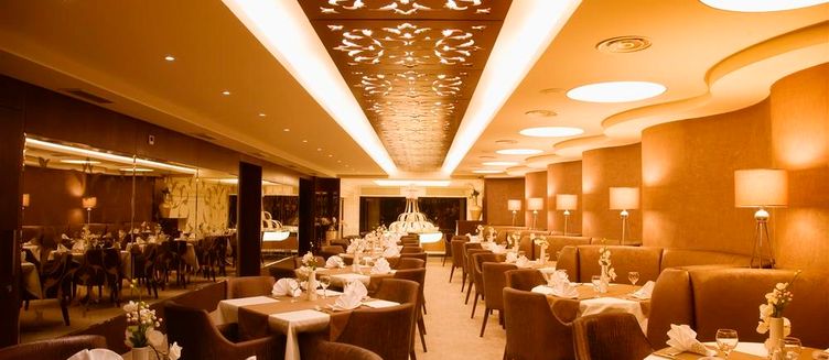 Фото отеля Darkhill Hotel