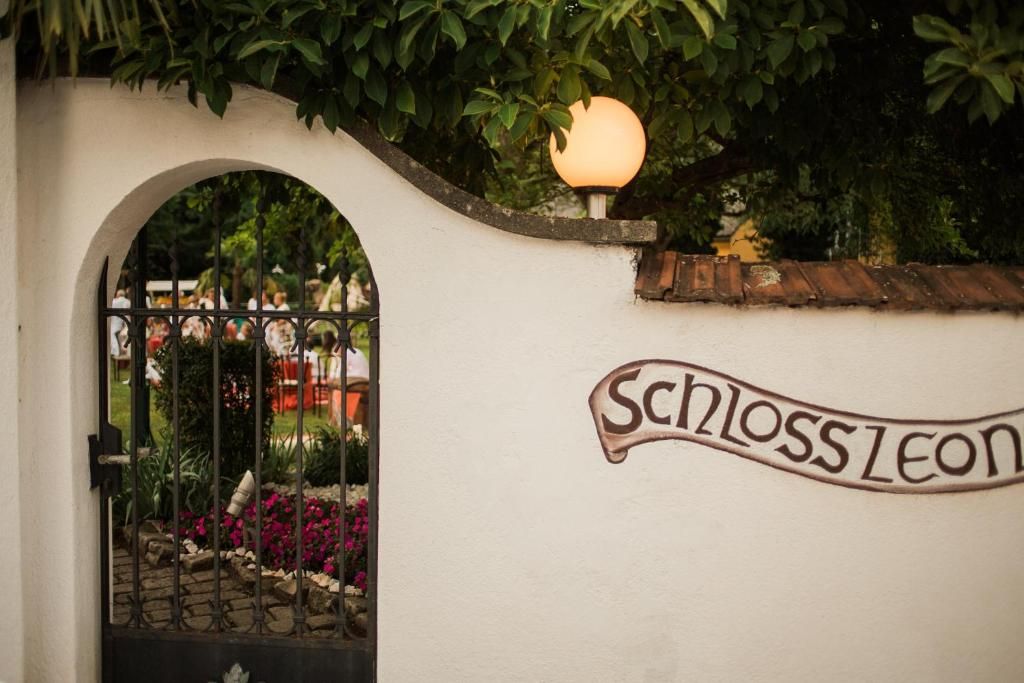 Schloss Leonstain фото 14