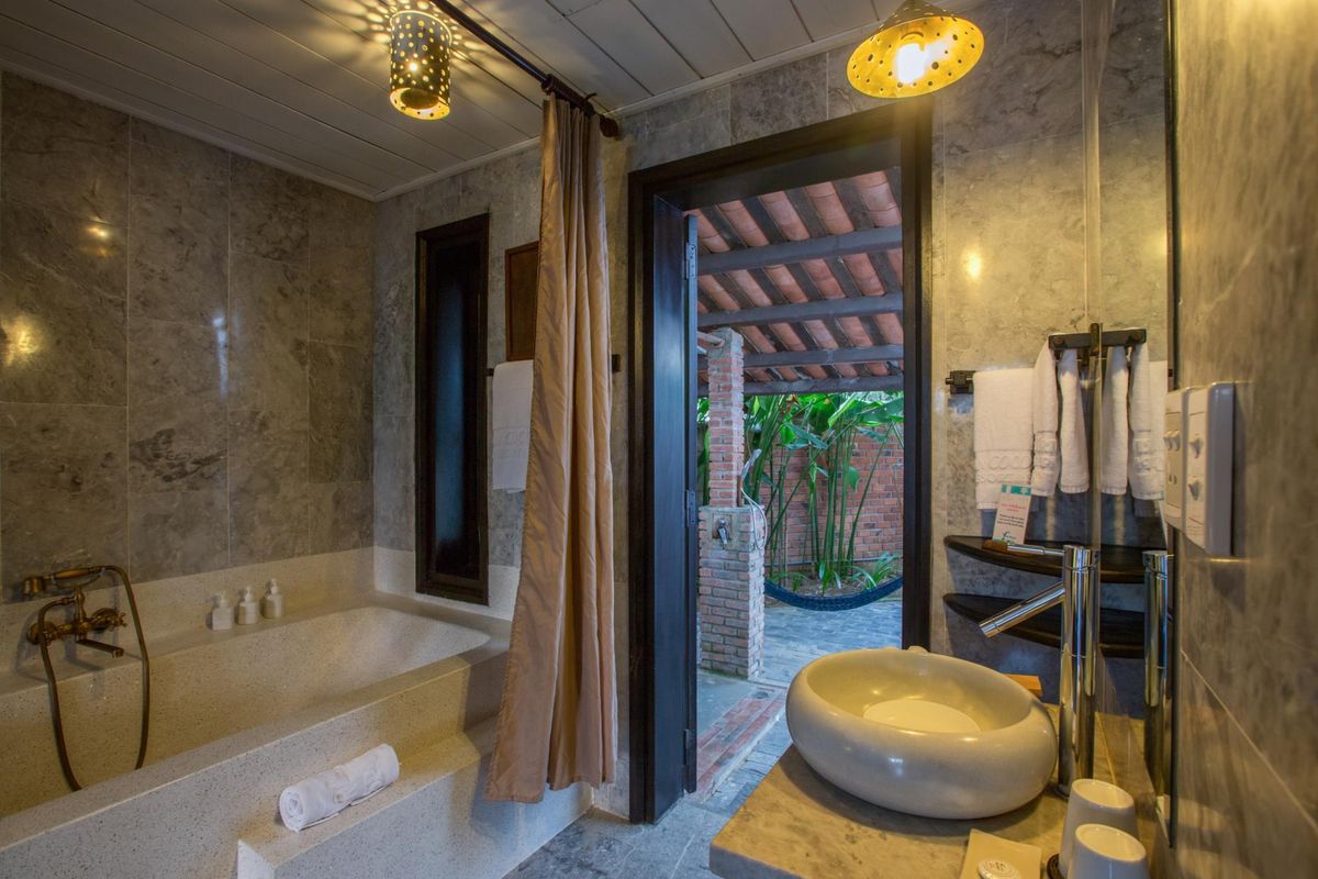 Hoi An Coco River Resort & Spa фото 25